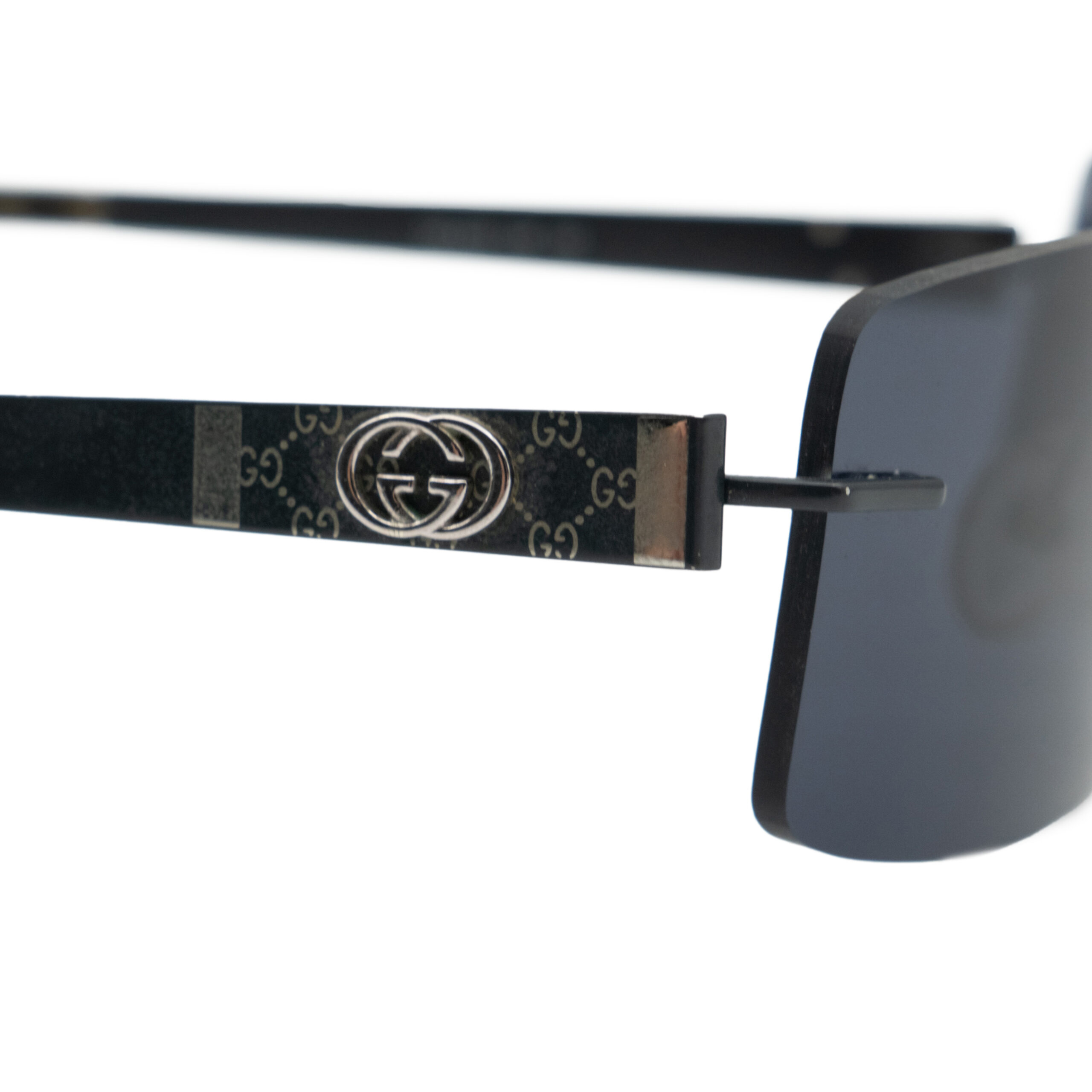 Vintage Gucci GG Rectangular Titanium Rimless Sunglasses — photo 6