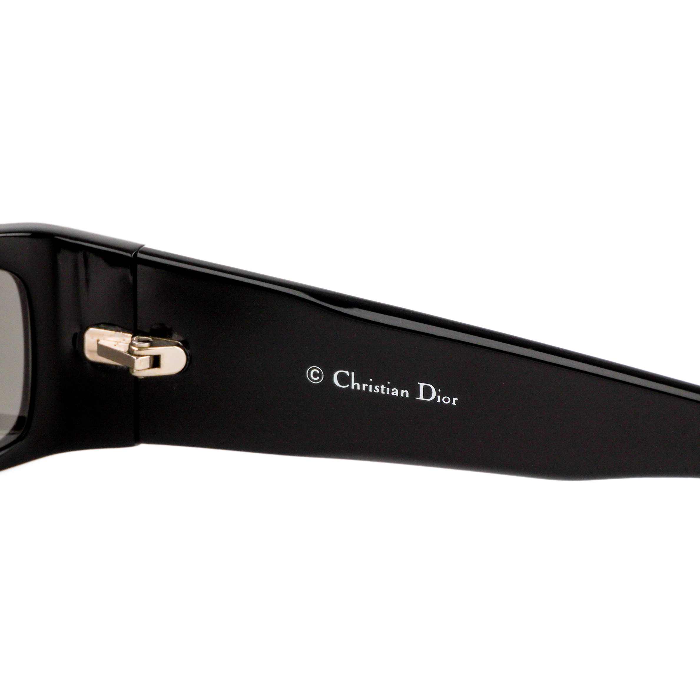 Vintage Dior D’Trick 2 Rectangular Black Logo Sunglasses — photo 4