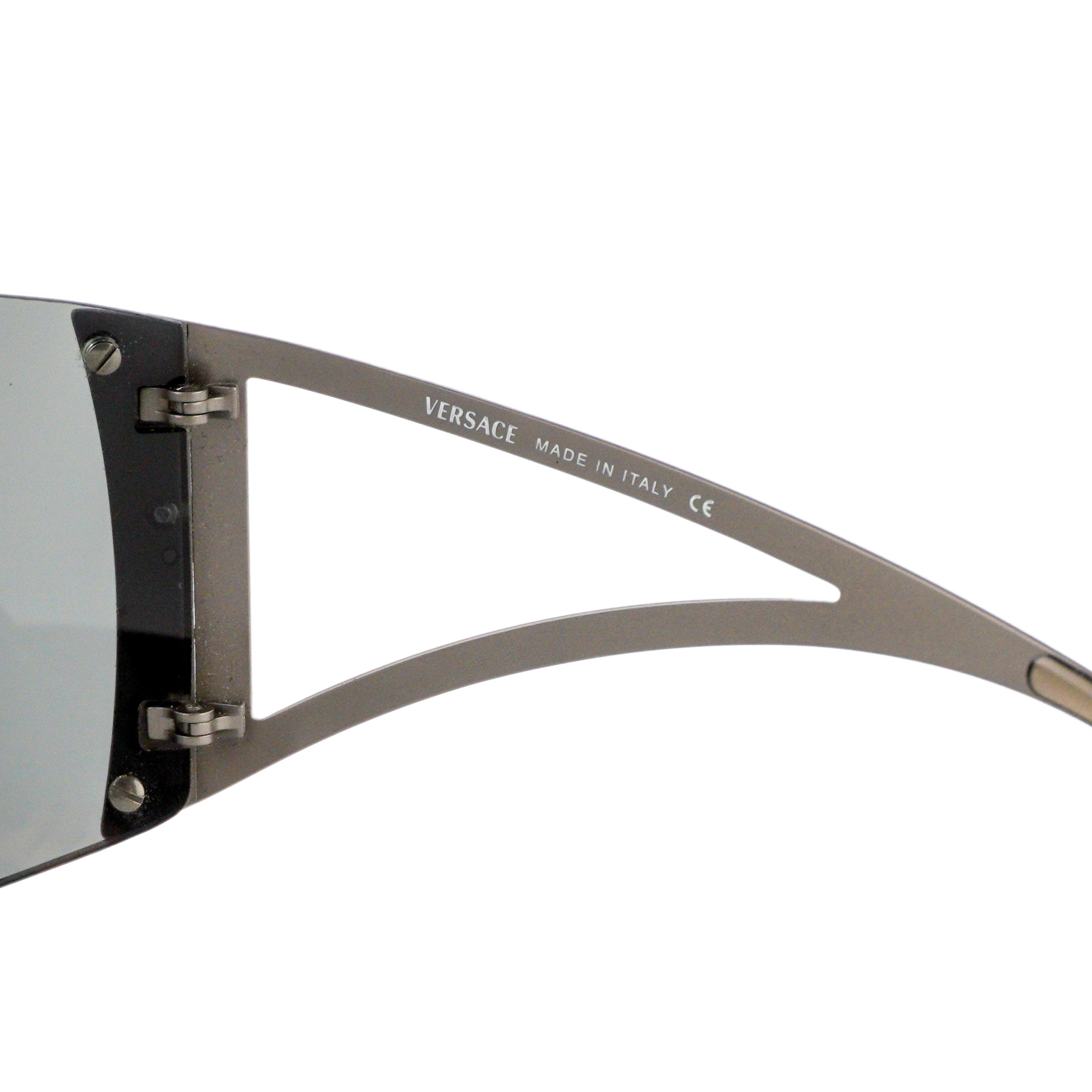 Vintage Versace Medusa Logo Gun Metal Shield Mask Sunglasses — photo 4