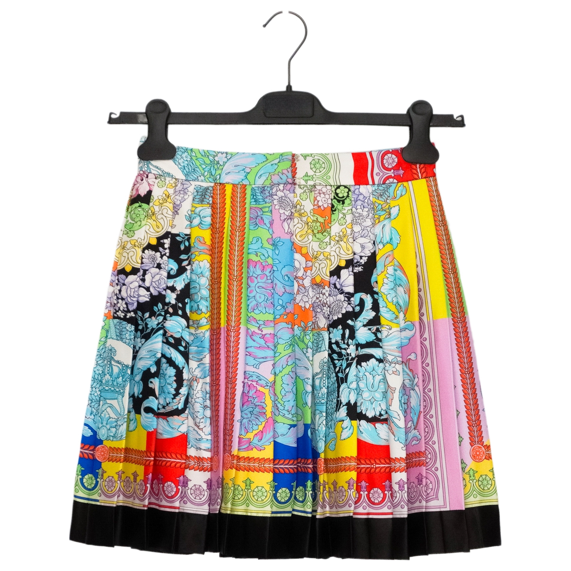 Gianni Versace 2019 Baroque Medusa Print Silk Mini Skirt