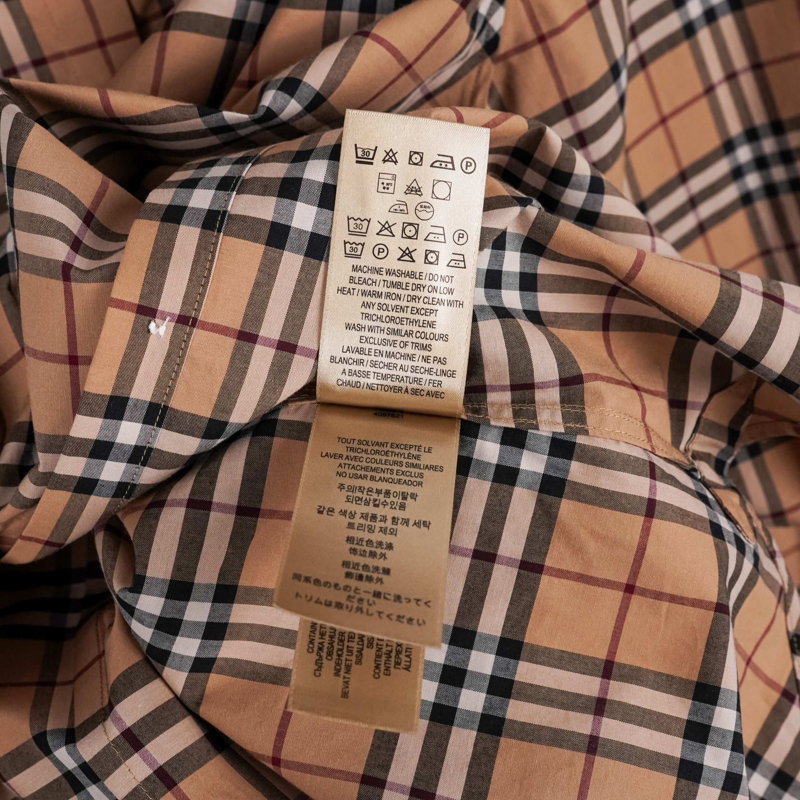 Iconic Burberry Signature Plaid Vintage Check Cotton Shirt — photo 9