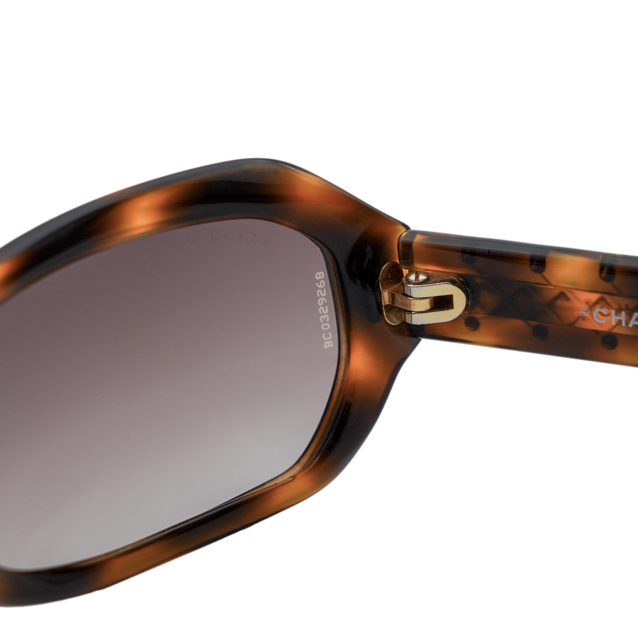 Vintage Chanel 5062 Tortoiseshell Crystal CC Logo Sunglasses — photo 4