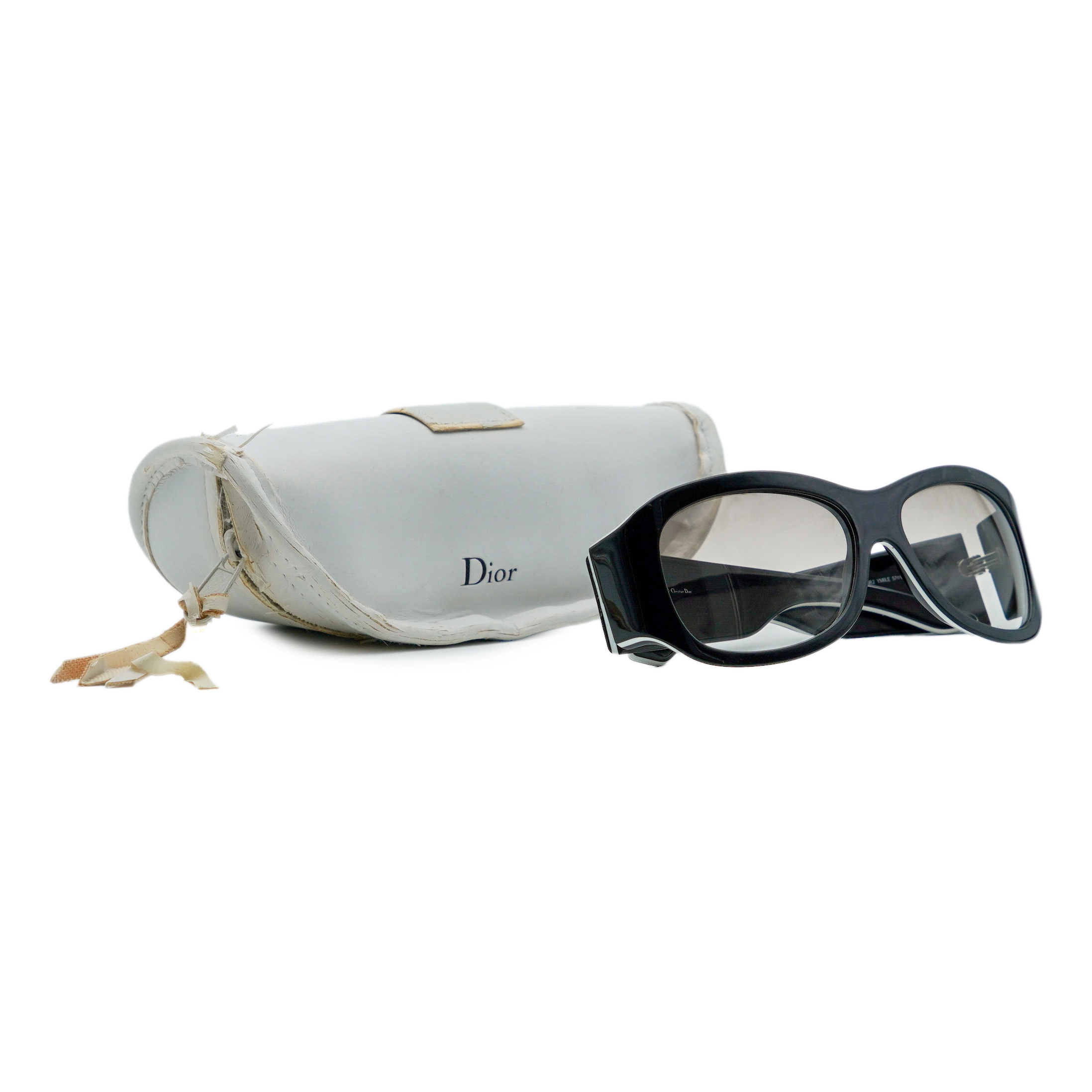 Vintage Lovingly Dior 2 Galliano Black Heart Logo Sunglasses — photo 8