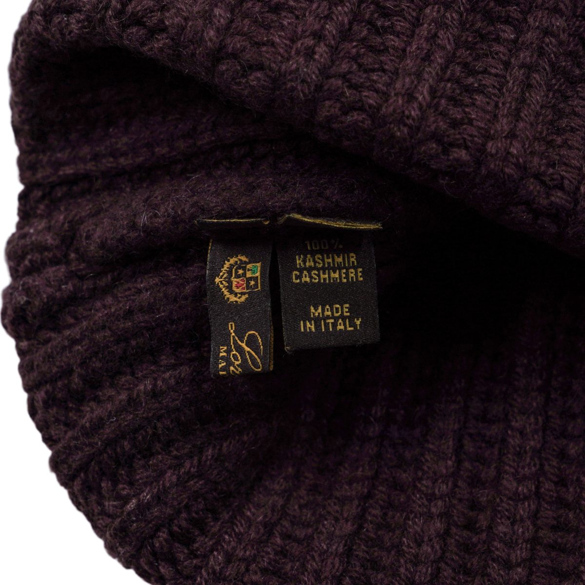 Loro Piana Rich Dark Brown Cashmere Ribbed Knit Beanie Hat — photo 5