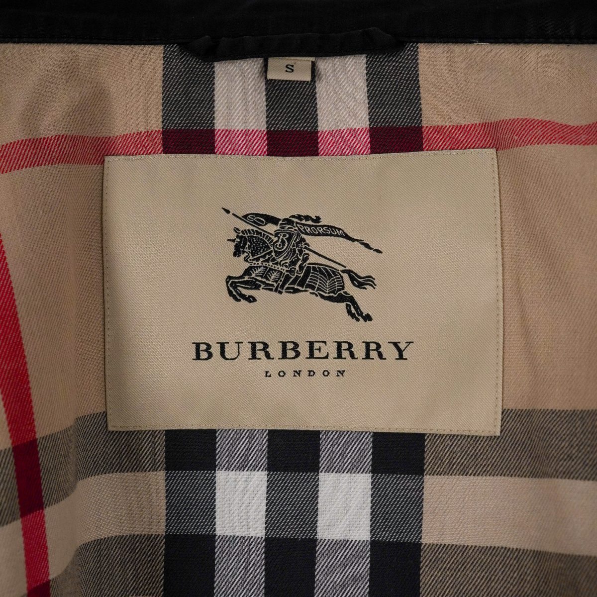 Burberry London Black Nova Check Embroidered Logo Zip Jacket — photo 13