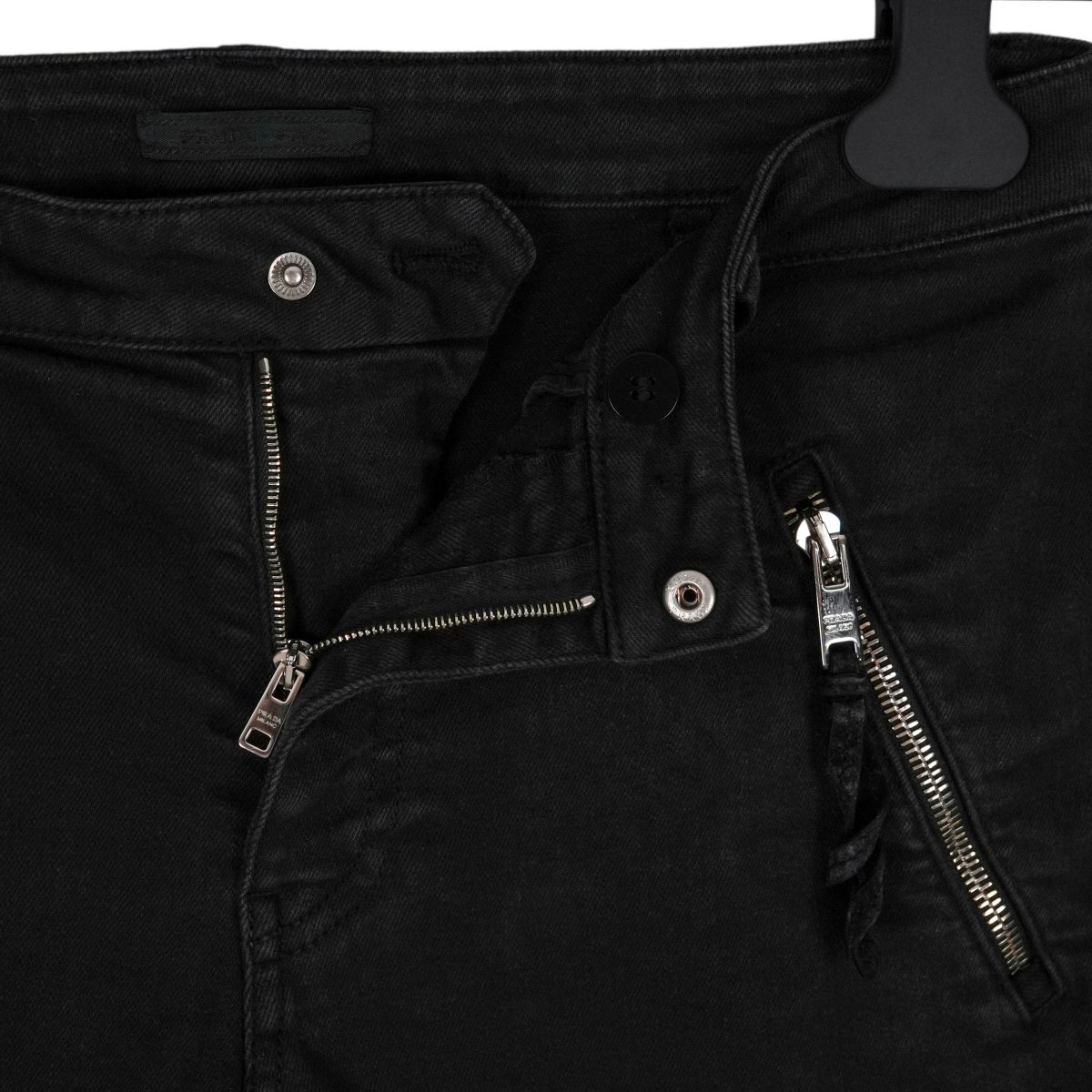 Prada Milano Black Zip Pocket Back Logo Denim Jeans Shorts — photo 4