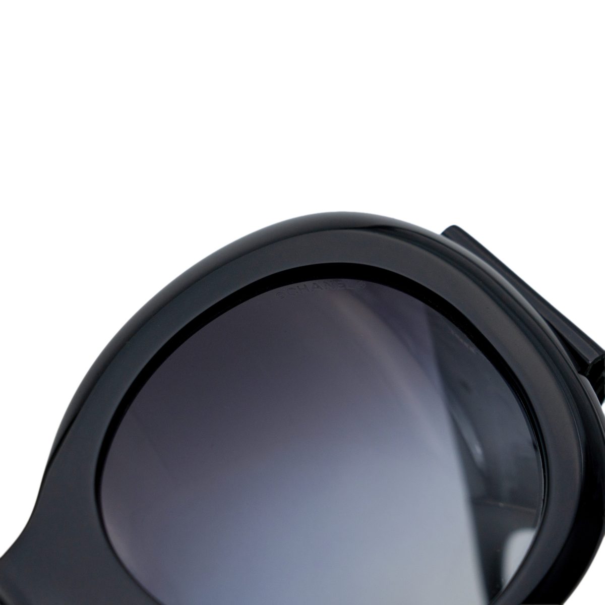Chanel 5282 Black Round Gradient CC Logo Womens Sunglasses — photo 6