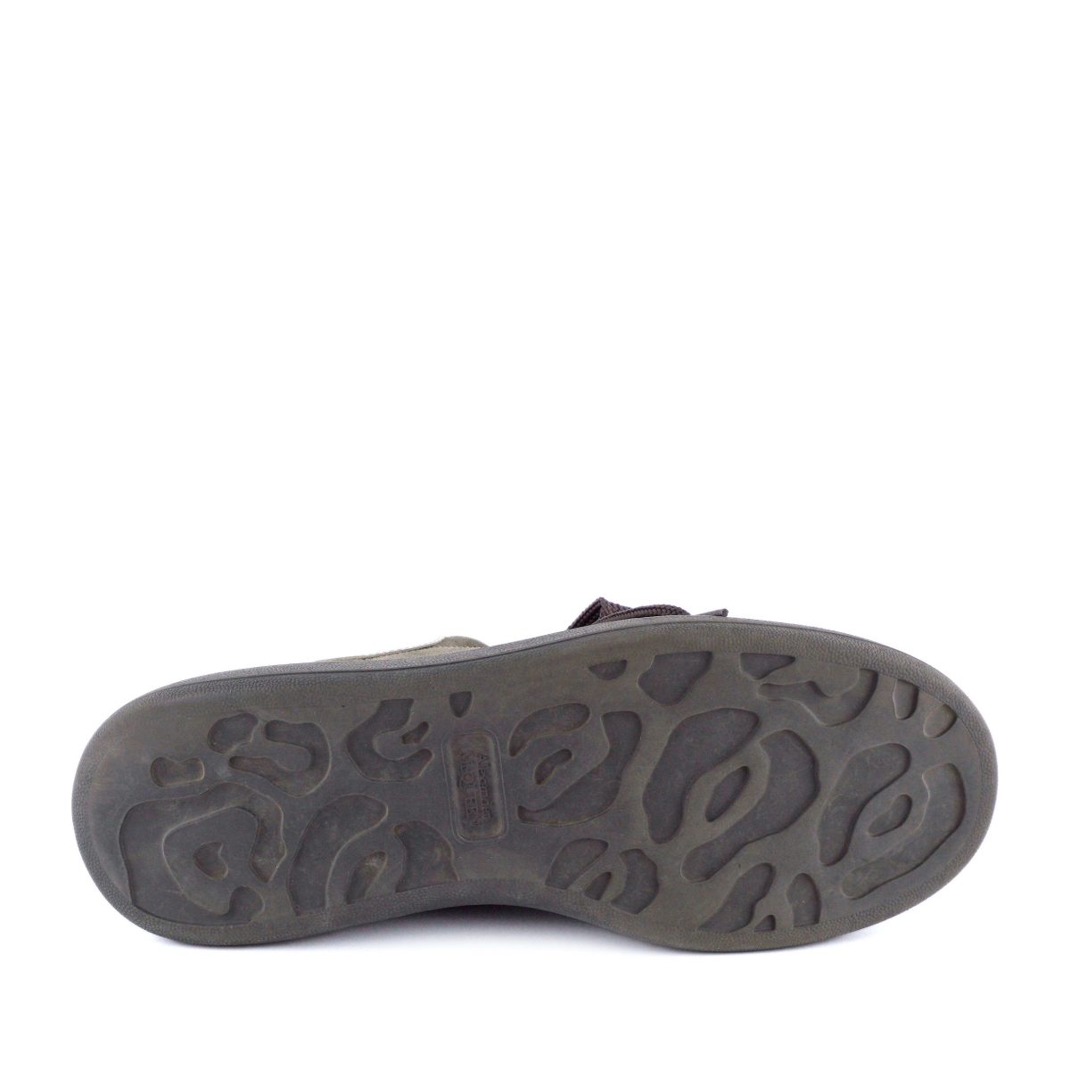 Alexander Mcqueen Grey Logo Embossed Oversized Sneakers — photo 5