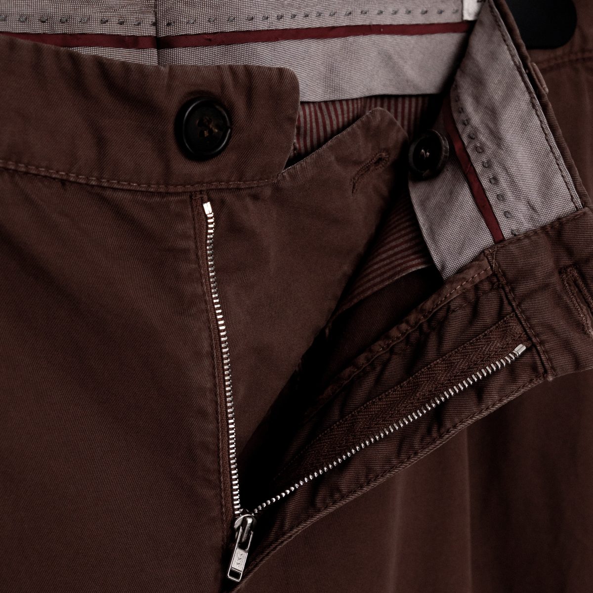 Brunello Cucinelli Brown Cotton Pleated Chino Trouser Pants — photo 6