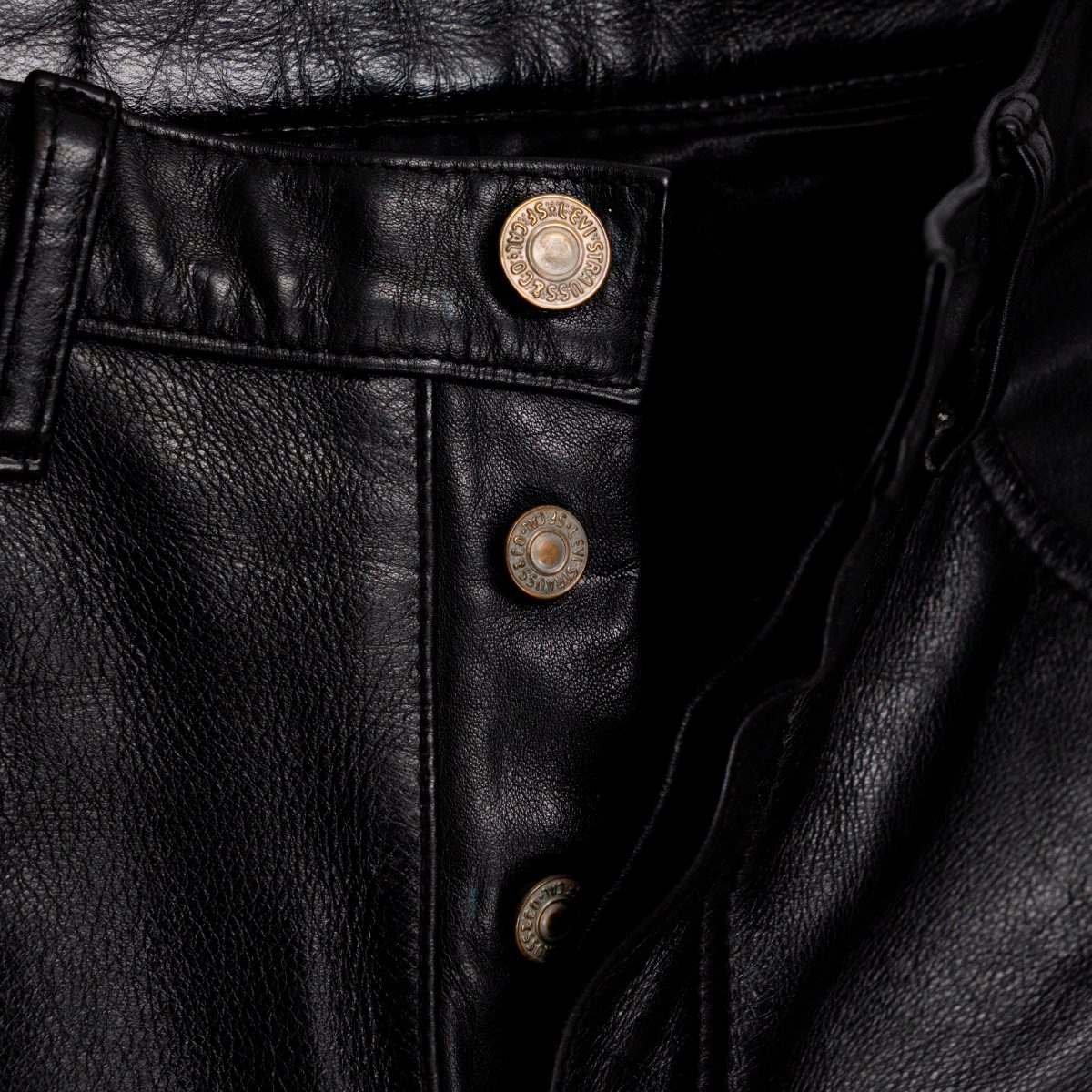 Vintage Levi's 90s Black Leather Button Fly Mens Jeans Pants — photo 9