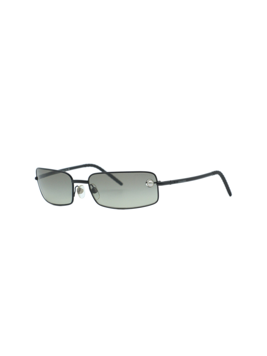 Vintage Chanel 4075 Black Pearl Rectangular Y2K Sunglasses