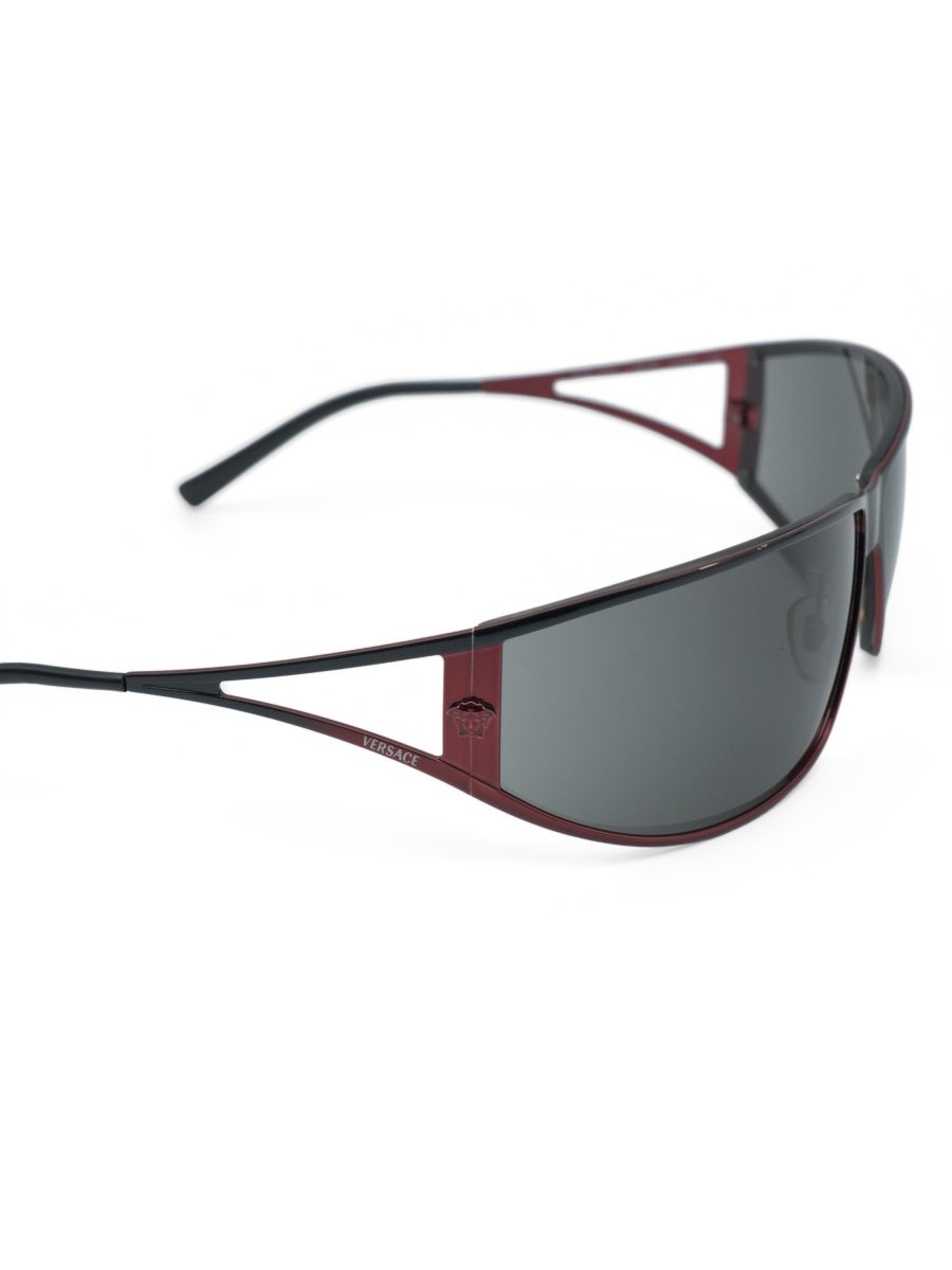Vintage Versace MOD 2040 Burgundy Medusa Shield Sunglasses — photo 4