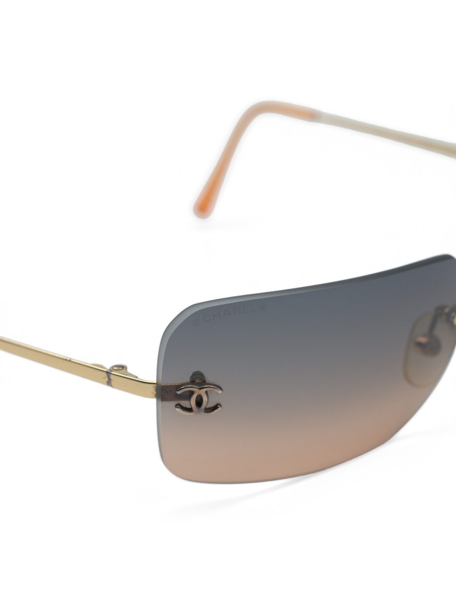 Vintage Chanel 4017 Gold Gradient Rimless CC Logo Sunglasses — photo 8