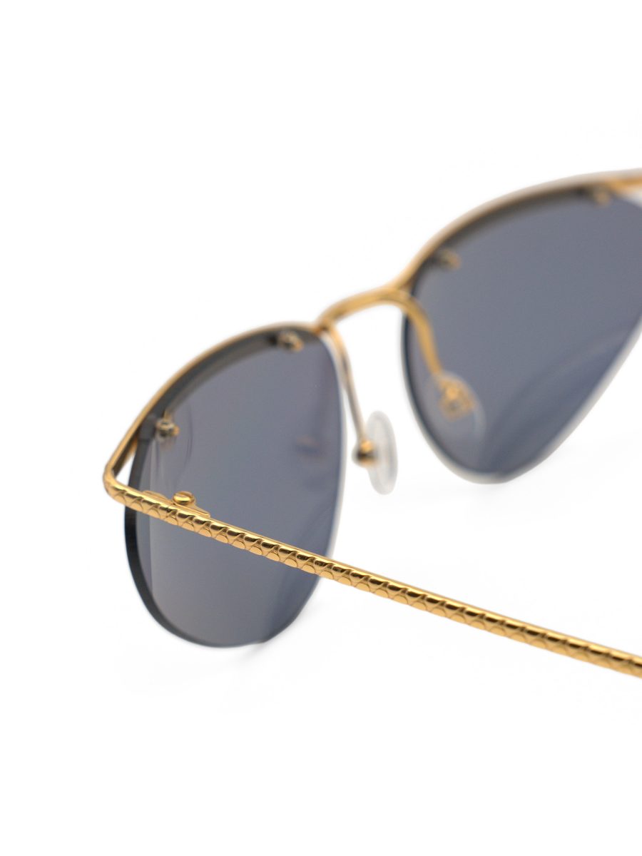 Vintage Chloe Gold Grey Mirror Engraved Cat Eye Sunglasses — photo 5