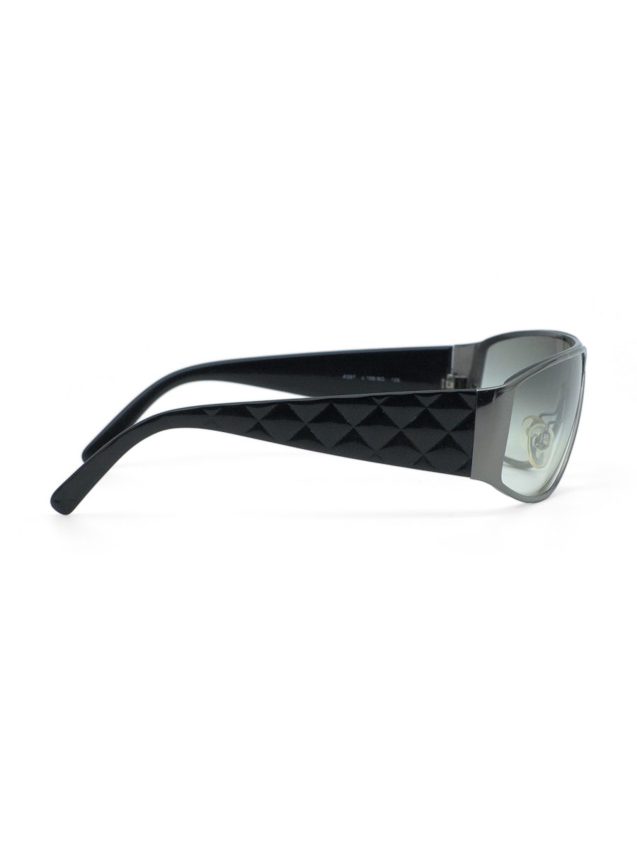 Vintage Chanel 4097 Gunmetal Black Quilted Shield Sunglasses — photo 3