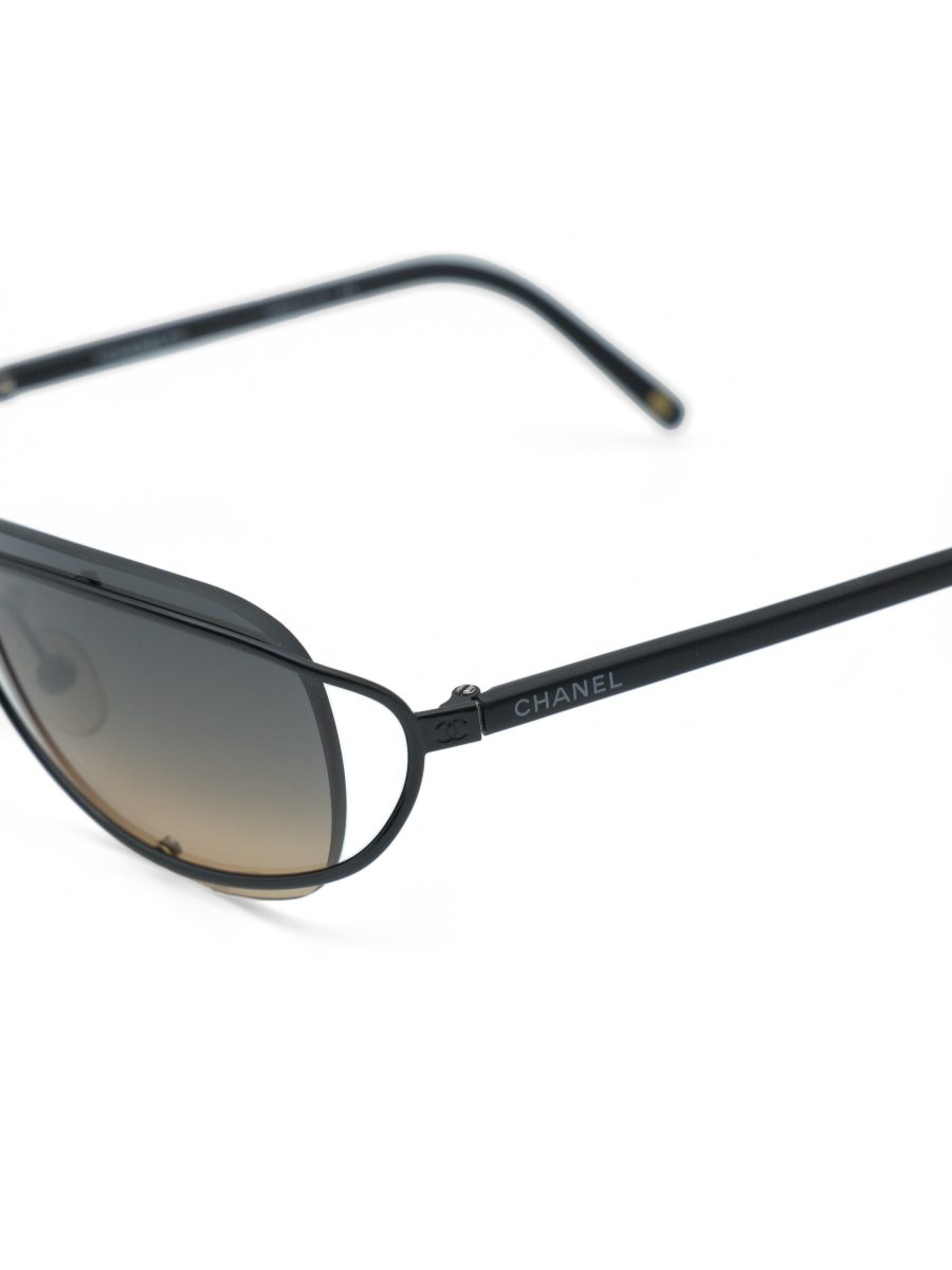 Vintage Chanel 4027 Black Gradient Rimless CC Sunglasses — photo 5