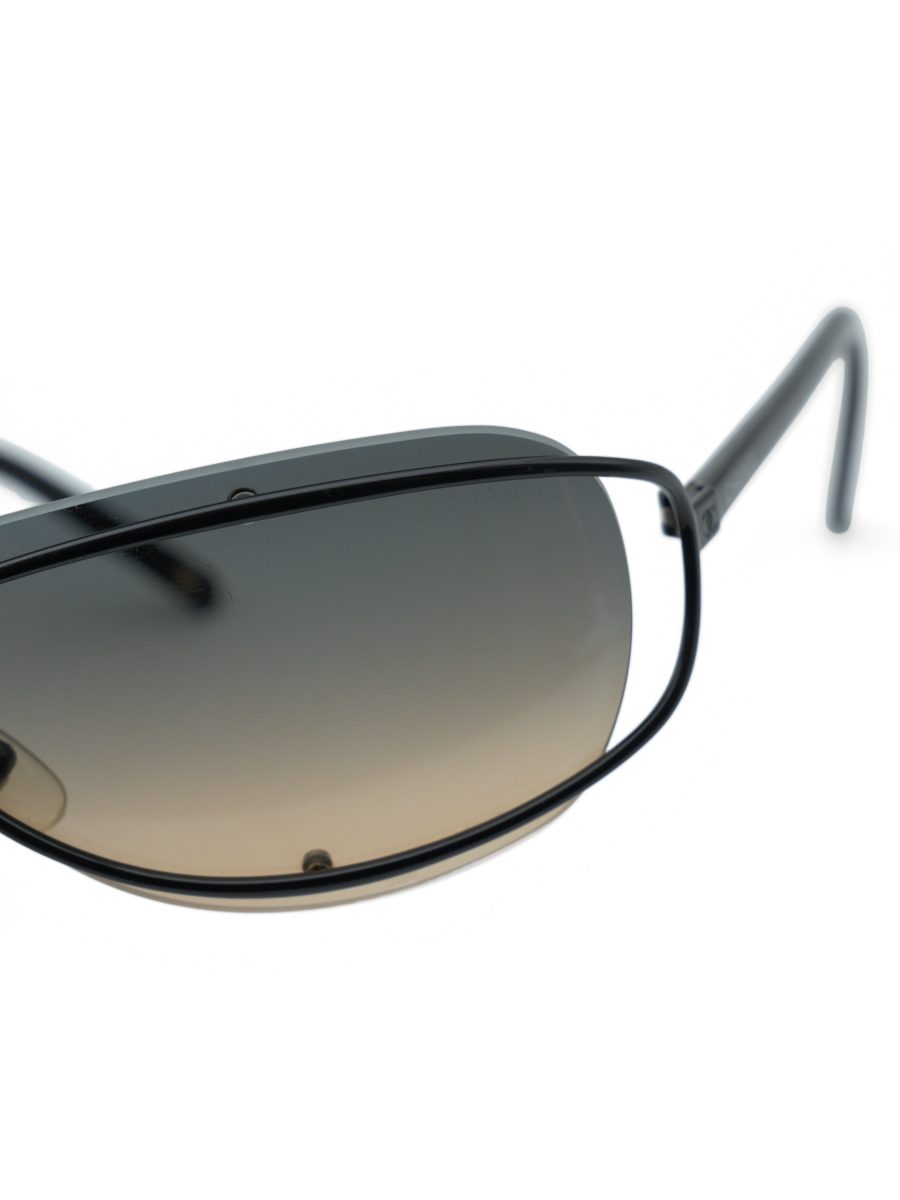 Vintage Chanel 4027 Black Gradient Rimless CC Sunglasses — photo 10