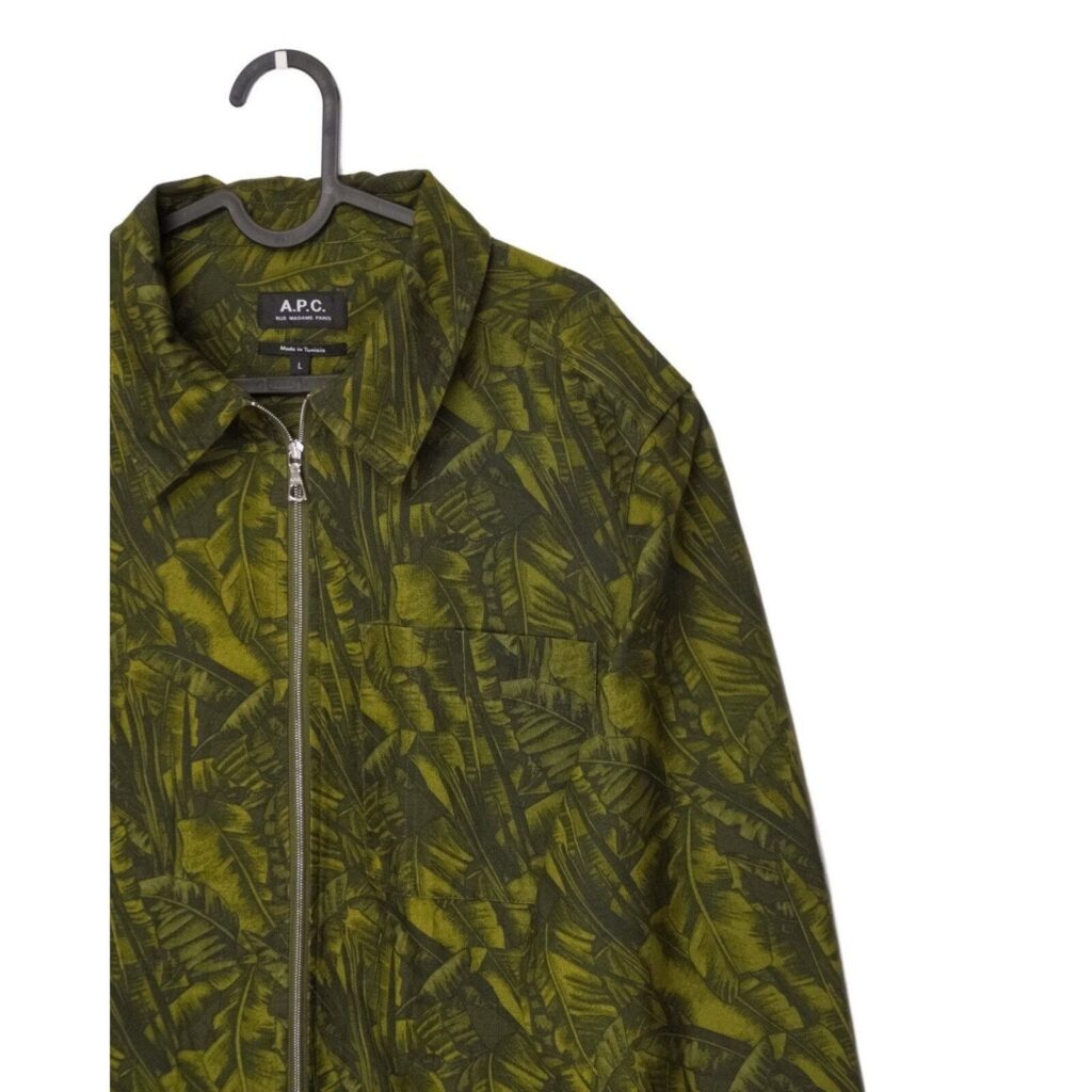A.P.C. Harry Camouflage Print Green Ripstop Zip Jacket — photo 3
