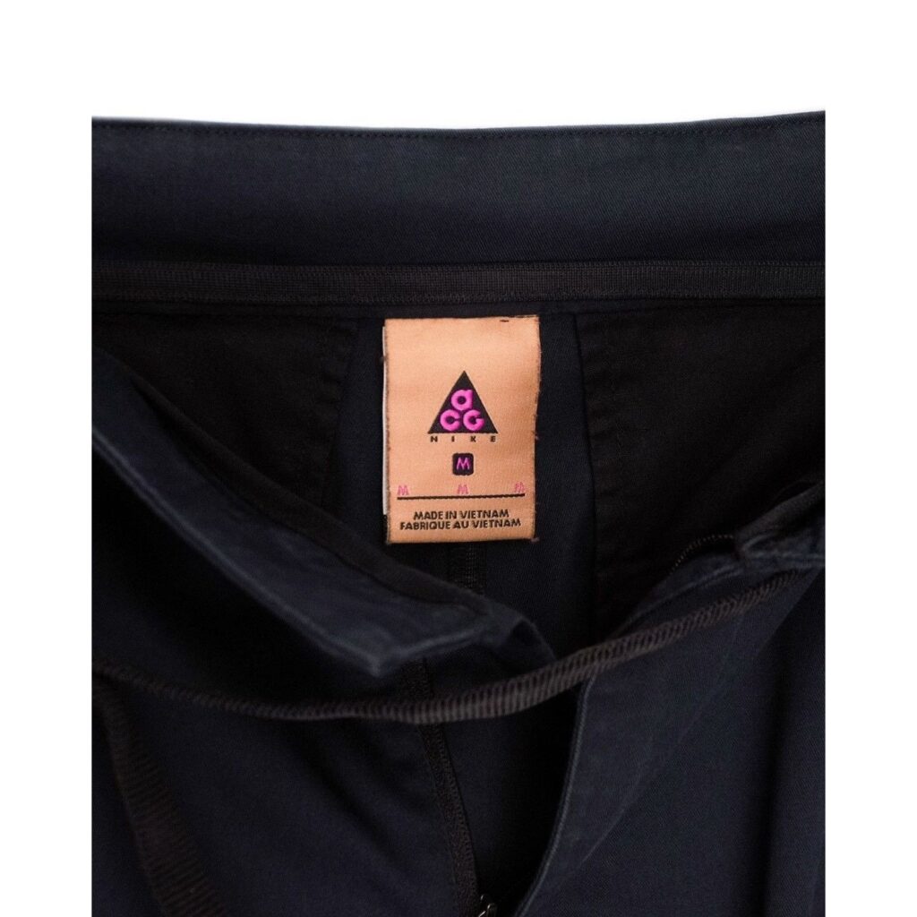 Nike Lab ACG SS18 Woven Multi Pocket Ninja Black Cargo Pants — photo 11